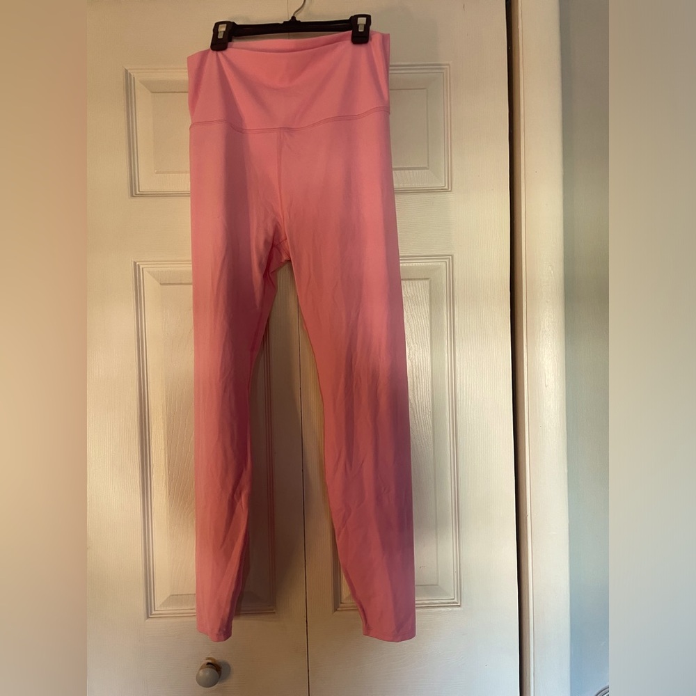Pink leggings